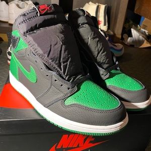 VNDS! Jordan 1 Pine Green